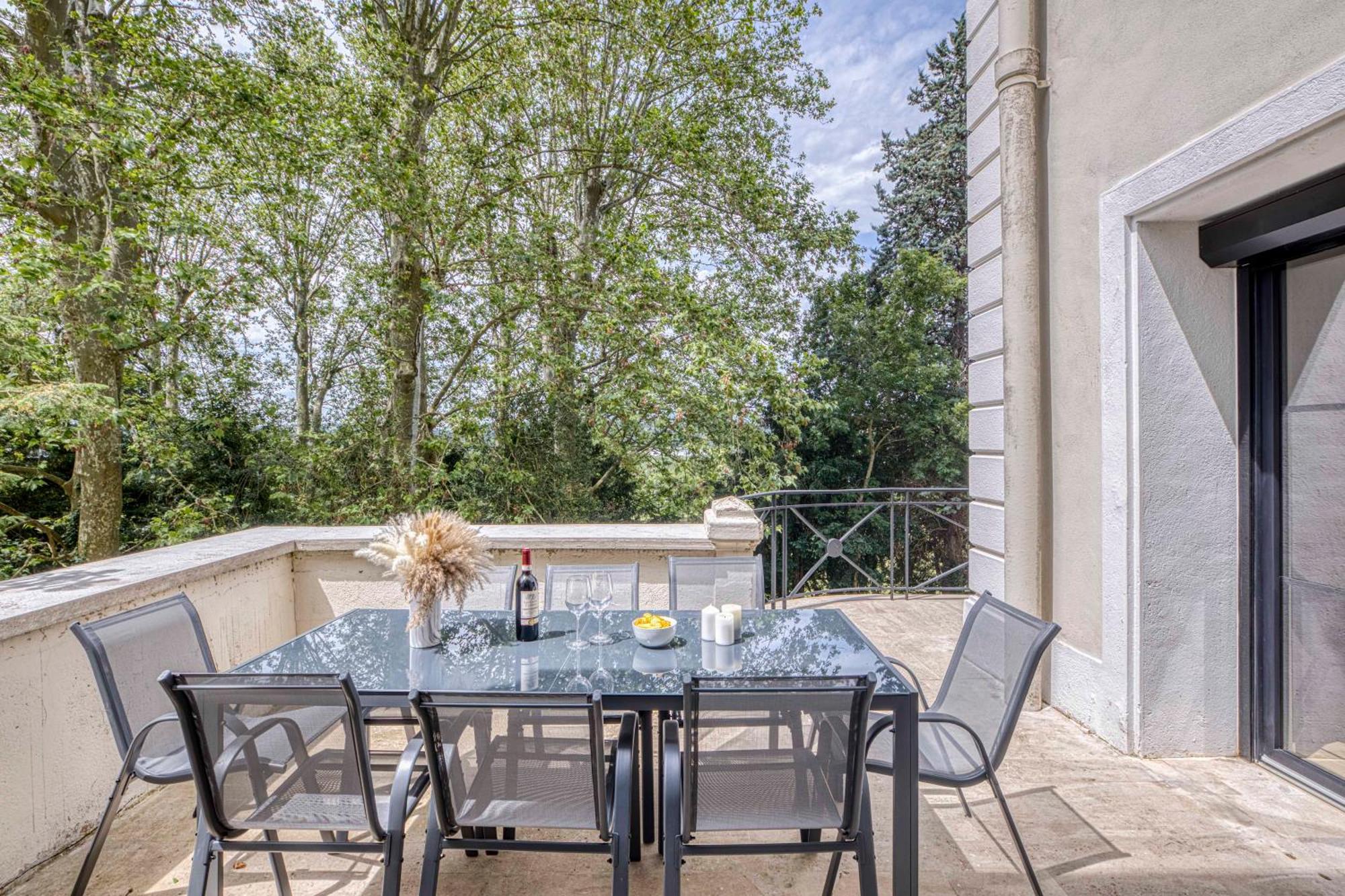 1 - Grand Appartement Spacieux Dans Un Chateau Du 17Eme Siecle, A 15Min De Lyon Vourles Exterior photo